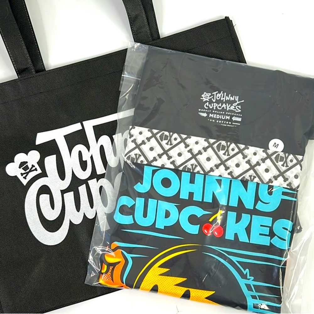 Johnny‎ Cupcakes Snack Man Cherry The Secret Menu Graphic Tee Shirt Medium